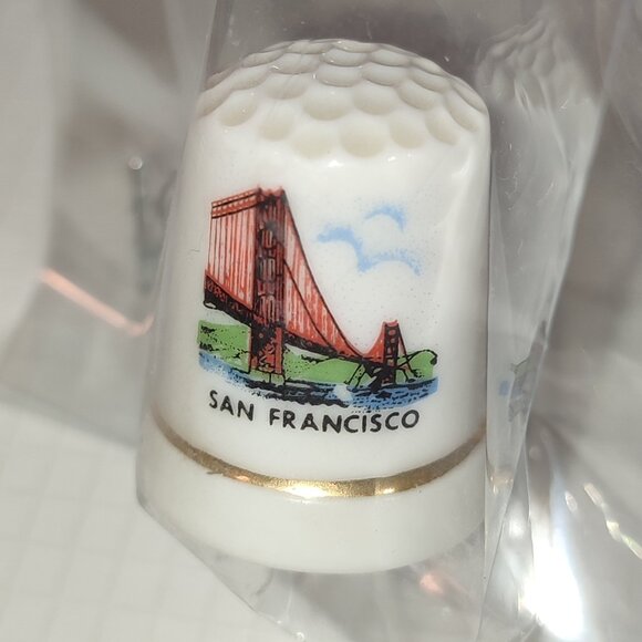 Thimble San Francisco Golden Gate Bridge Porcelain US Collectible Vintage Sewing - Picture 2 of 5